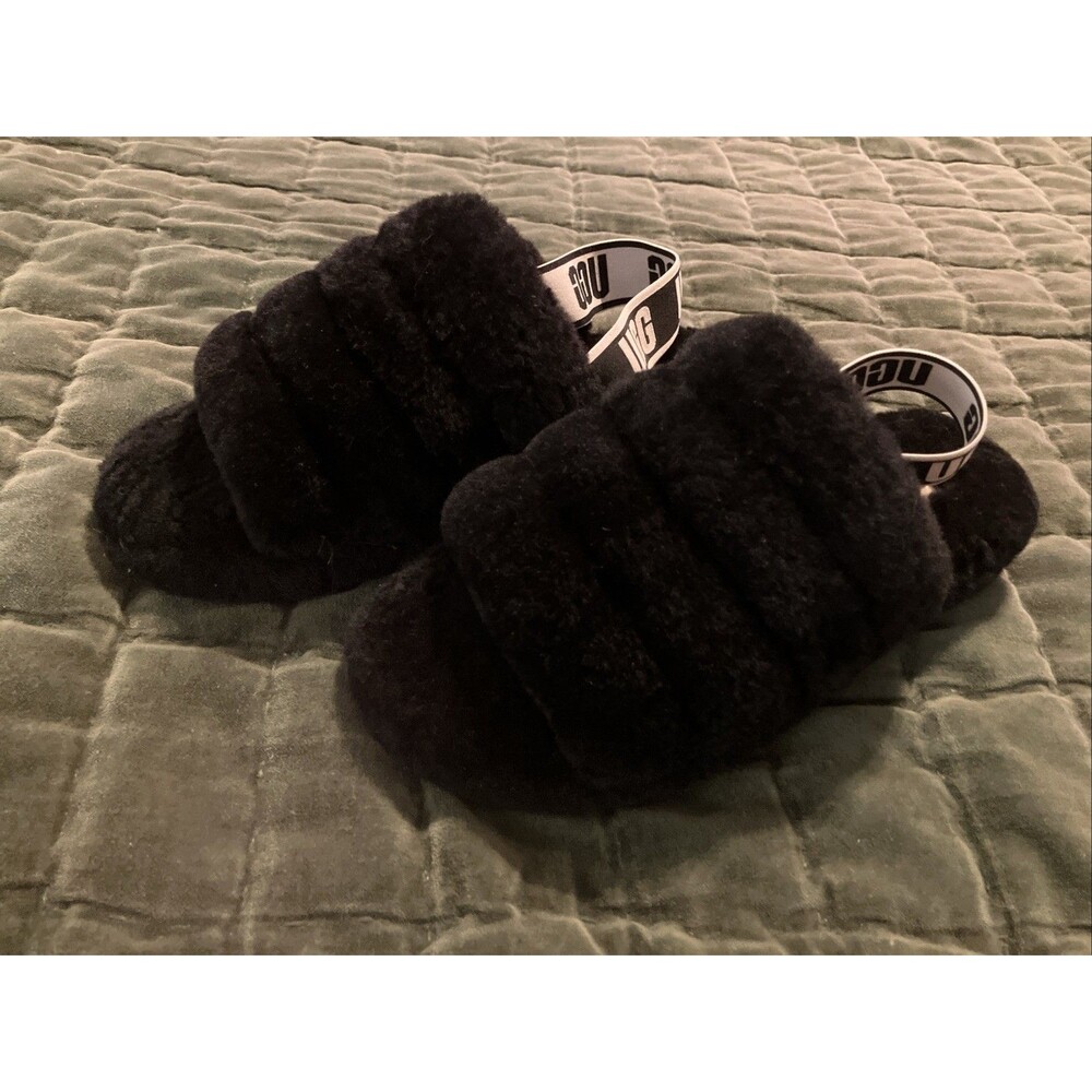 NEW: UGG Women's Shoes Sandals Oh Yeah Plushy Soft Slippers, Black, Size 9